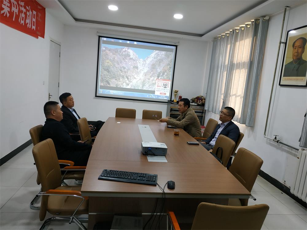 1541467921154989.jpg 1541467921154989.jpg